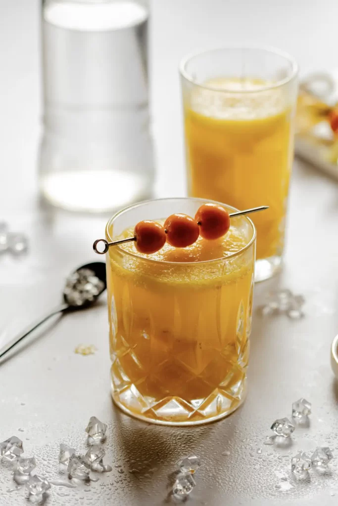 Mango - Physalis Drink