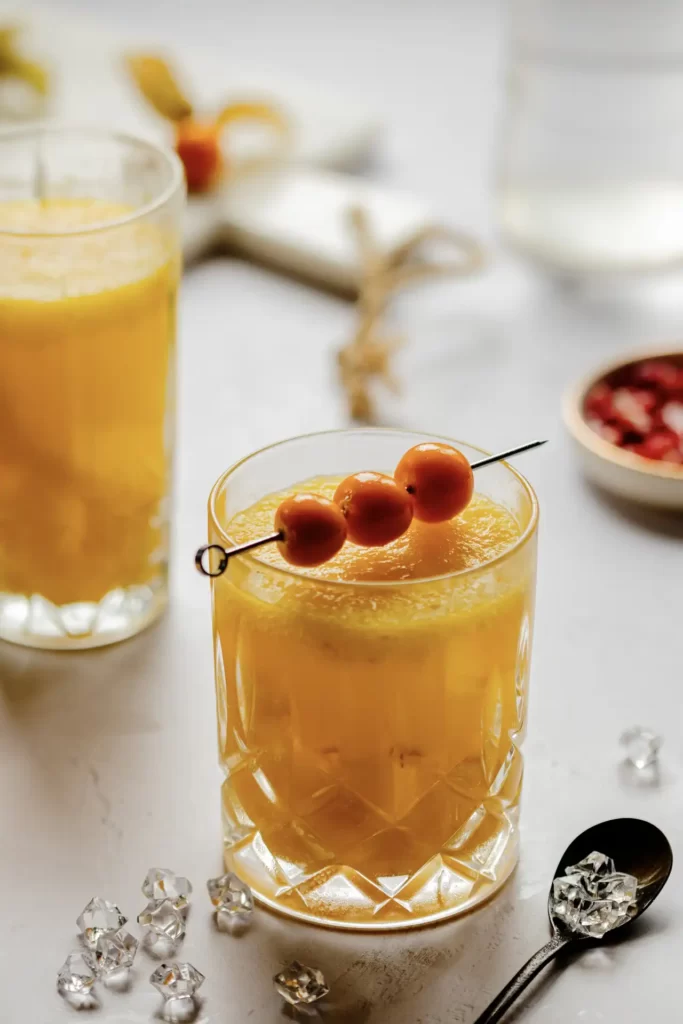 Mango - Physalis Drink