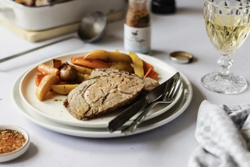 Schweinsbraten mit Gemüse