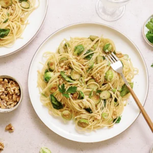 Spaghetti mit Rosenkohl